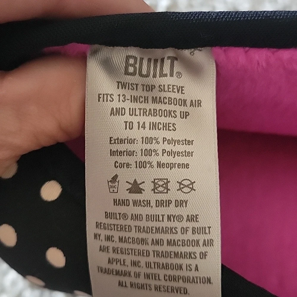 2 BUILT NEOPRENE TABLET SLEEVES